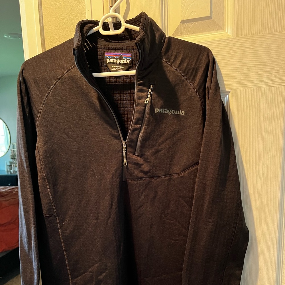 Patagonia Quarter Zip